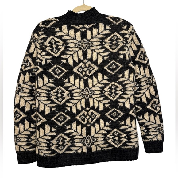Lauren Ralph Lauren Hand Knit Wool Nordic Snowflake Sweater | Size M - Picture 5 of 6